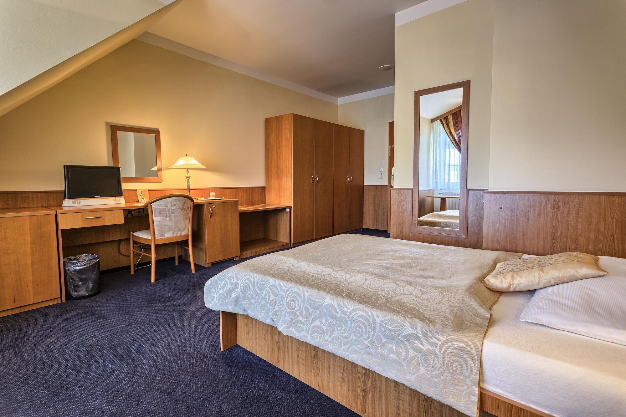 Wellness Hotel Babylon Liberec Luaran gambar